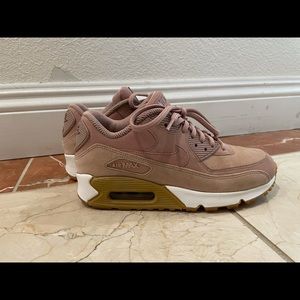 Used Nike Air Max 90 Particle Pink